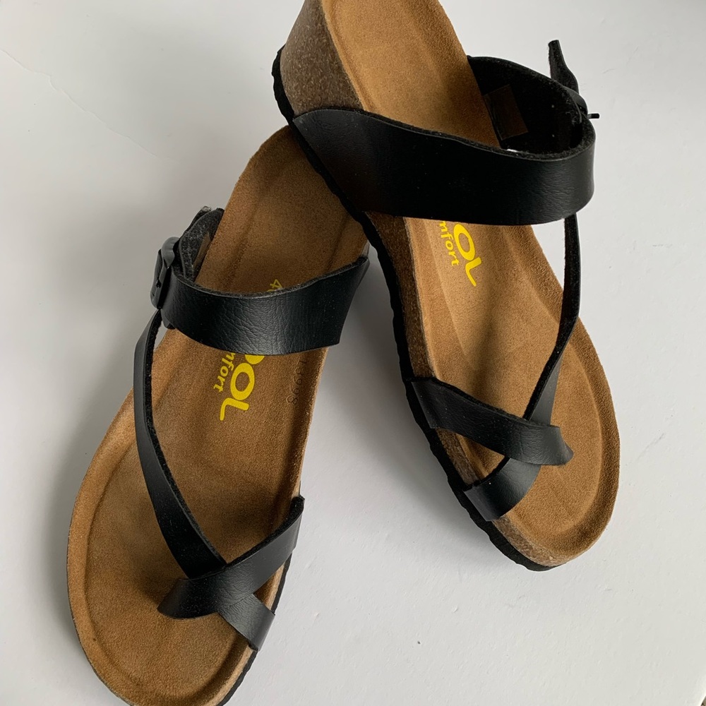 Stylish Black Sandals by Jool